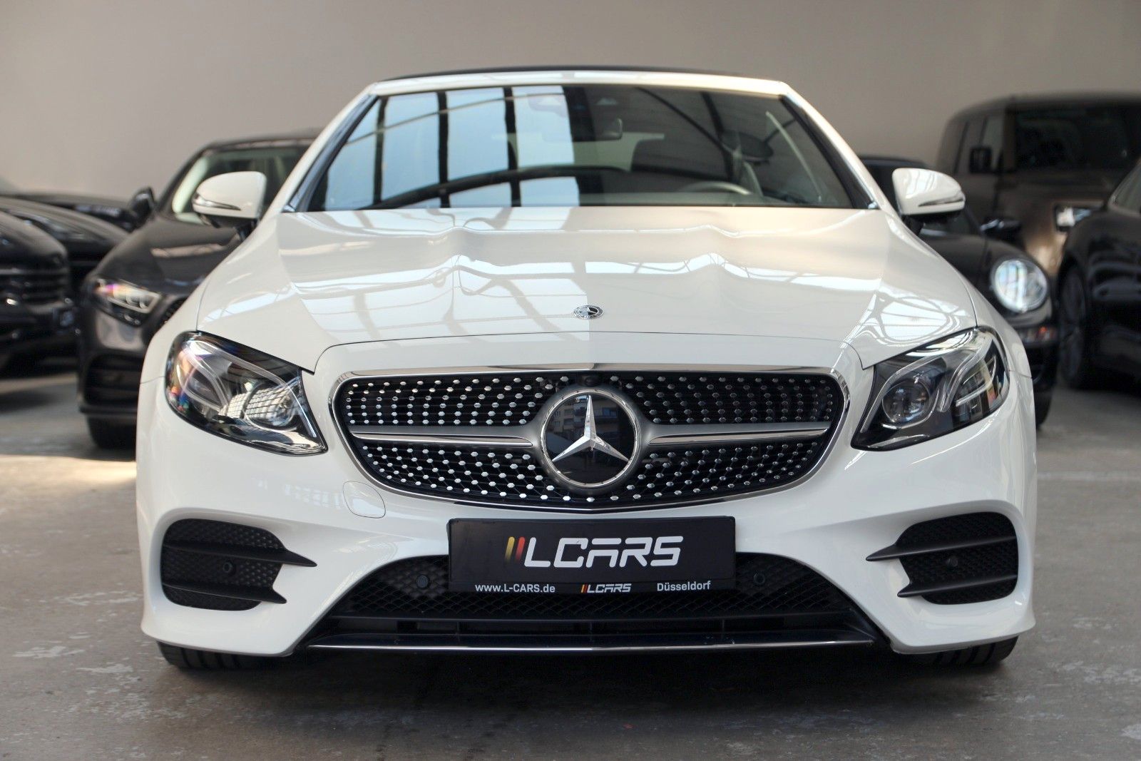 Mercedes-Benz E200 Cabrio 9G AMG Multibeam Widescreen Burmeste foto 3