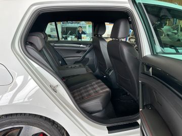 Volkswagen Golf VII Lim. GTI BMT *BiXenon*Navi*ACC*Kamera*