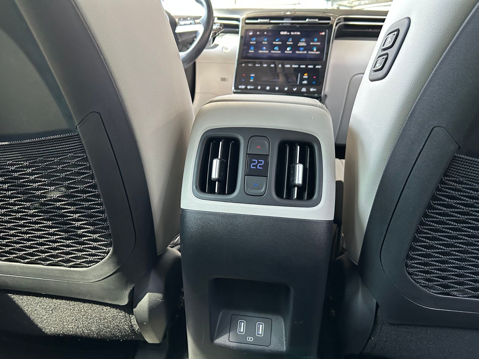 Fahrzeugabbildung Hyundai TUCSON Prime Hybrid HEV 2WD -HELLES LEDER GRAU-