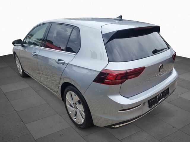 Fahrzeugabbildung Volkswagen Golf VIII 1.5 TSI STYLE AHK LED-PLUS KAMERA KLIM