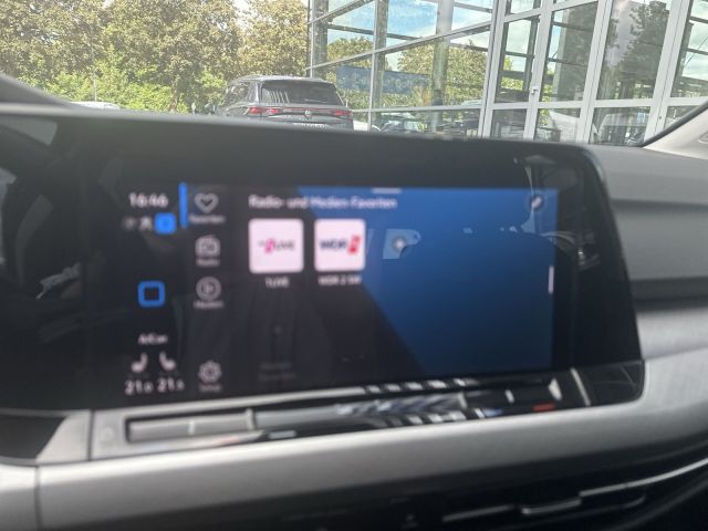 Golf VIII Variant 2.0 TDI DSG Life NAVI AHK WINT