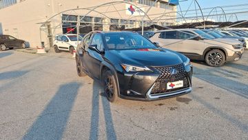 Lexus UX - 1