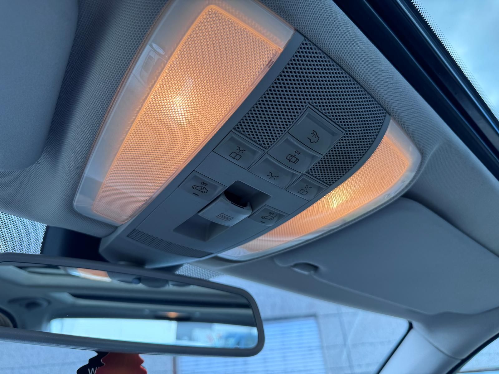 Fahrzeugabbildung Mercedes-Benz C 220 d AUTOMATIK/PANORAMA/PDC/AHK/SITZHZG/