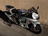 Honda CBR 900RR Sc44 | Großer Service neu | Reifen neu - HONDA CBR 900