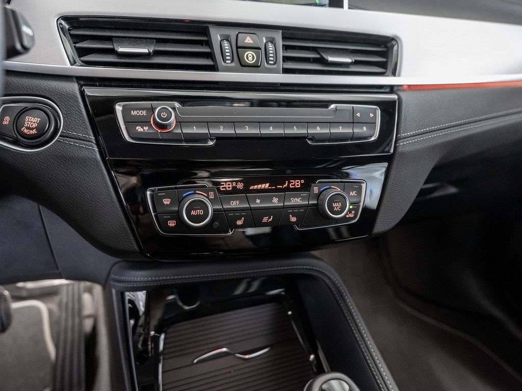BMW X1 sDrive 18d Sport Line FACEL. LED NAVI KAMERA foto 19