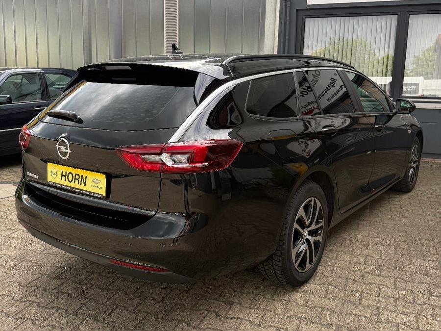 Opel Insignia B Sports Tourer*AHK*LED*SHZ*PDC*