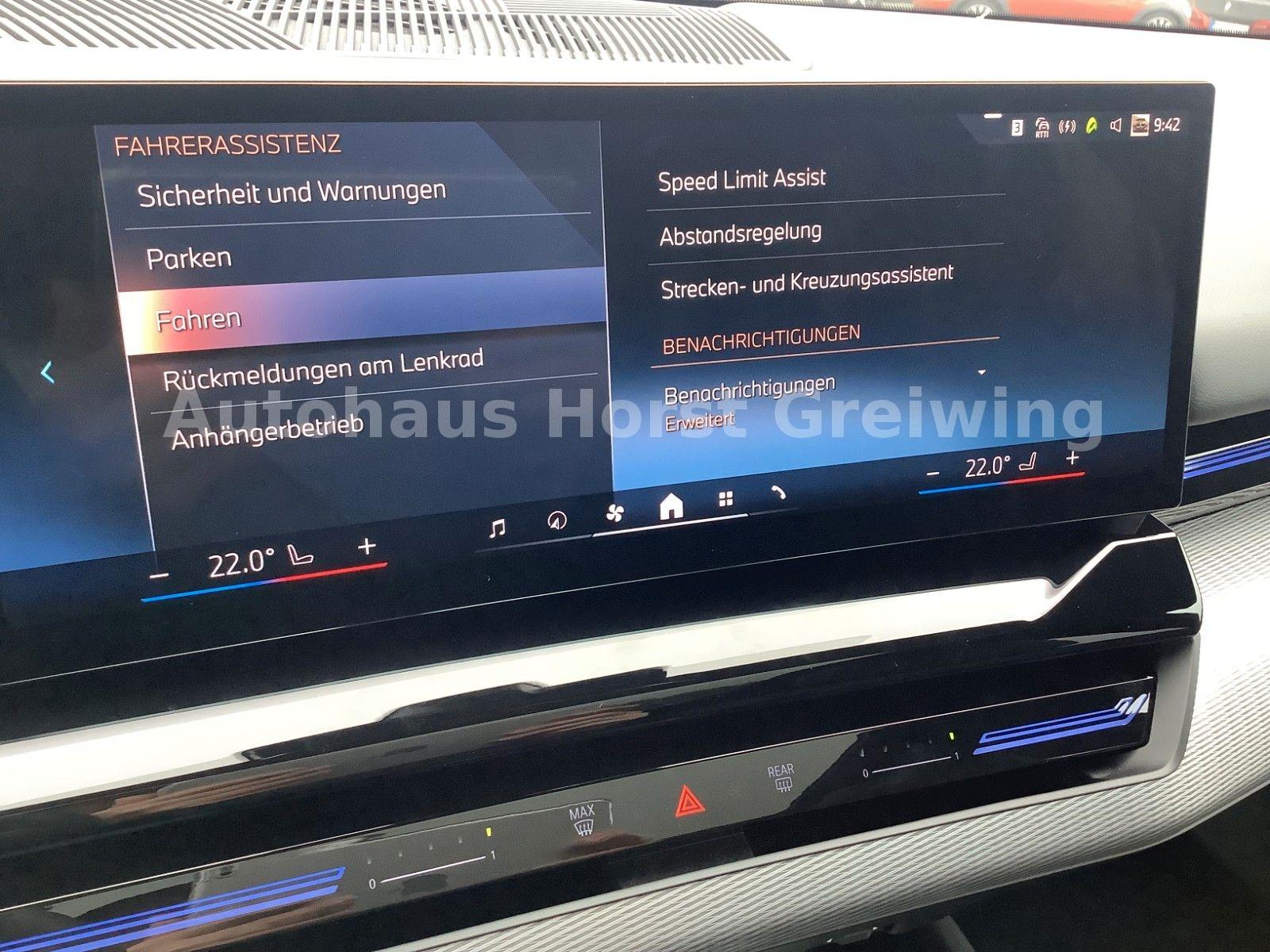 BMW 520d Tour xD M Sport Pro Pano HUD AHK 360° ACC