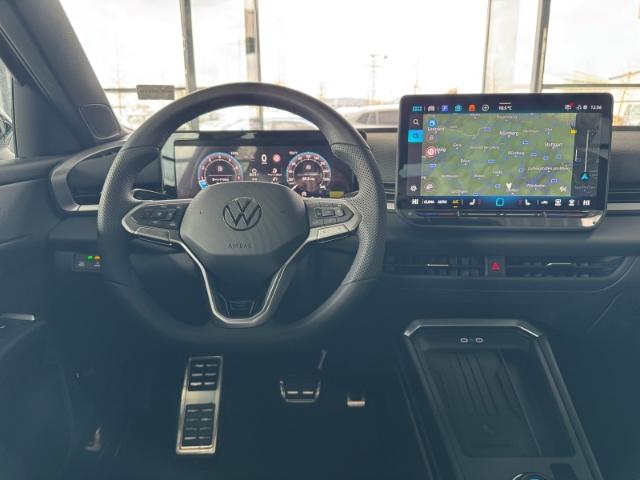 Volkswagen T-Roc 1.5 eTSI R-Line Navi AHK Kamera ACC SitzHZ