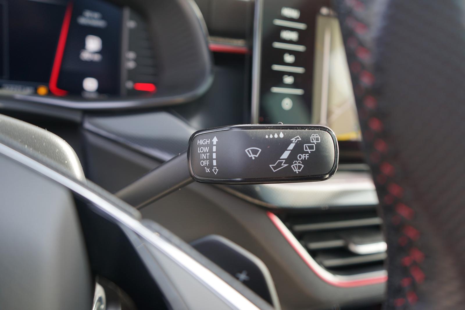 Skoda Scala 1.0 TSI DSG Monte Carlo LED Navi Panorama