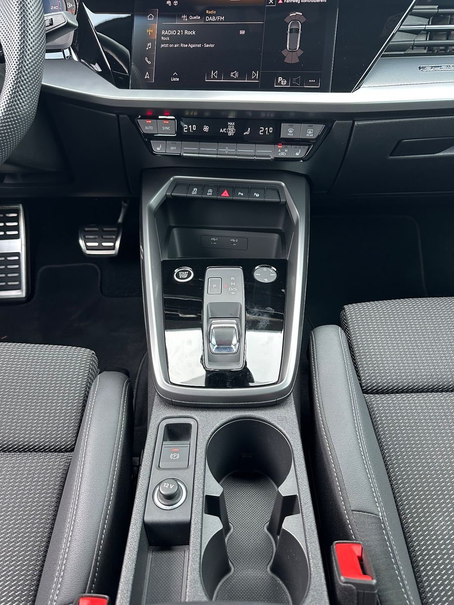 Fahrzeugabbildung Audi A3 SpB 40 TDI Quattro S-Line NAV+LED+STHZG+19ZO