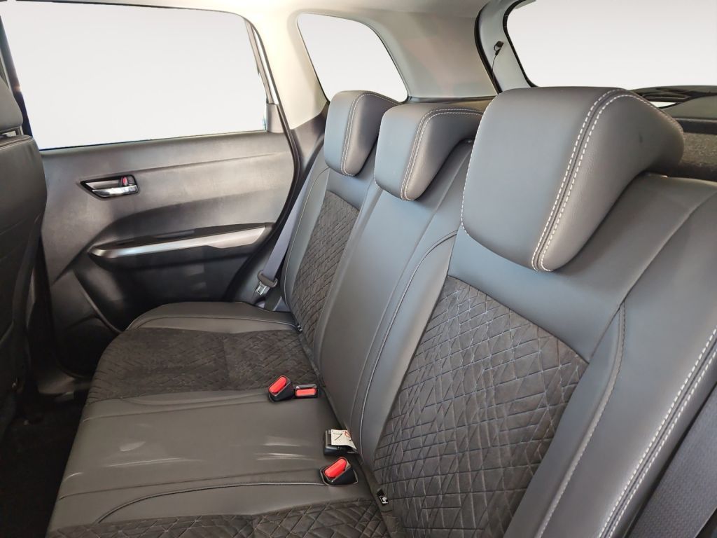 Fahrzeugabbildung Suzuki Vitara 1.4 Boosterjet Comfort + Navi Allrad SHZ