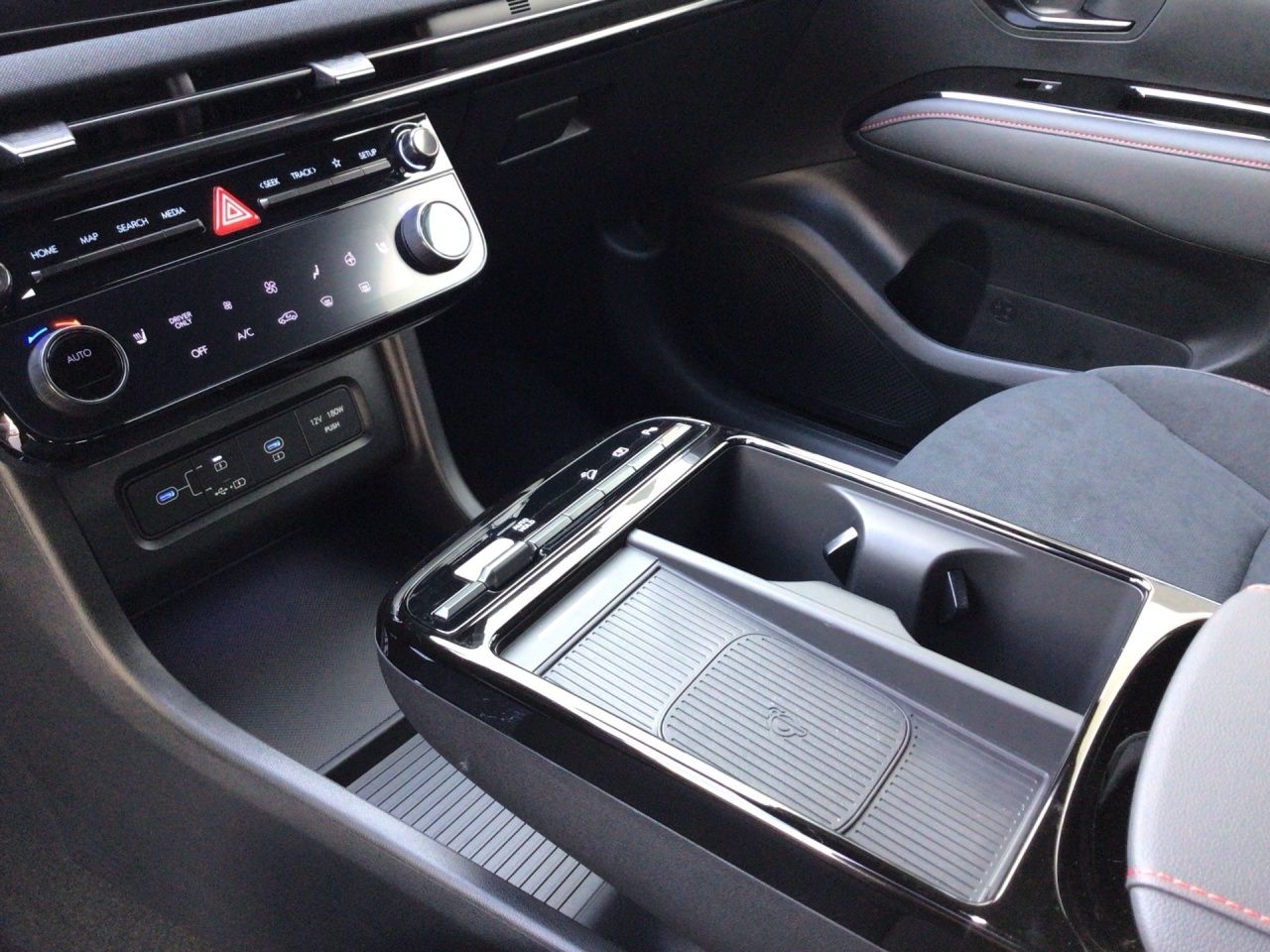 Fahrzeugabbildung Hyundai TUCSON N-LINE SHZ*LHZ*NAVI*CARPLAY*