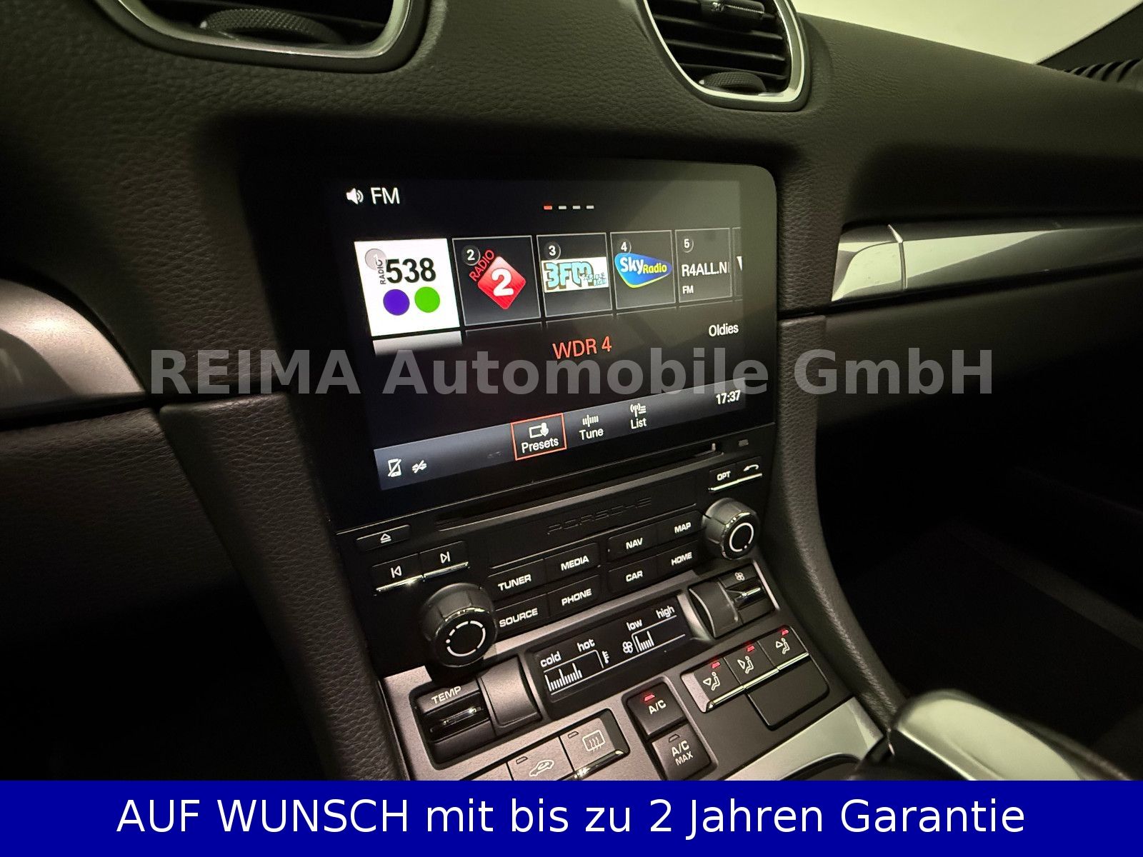 Fahrzeugabbildung Porsche Cayman 718 , LED, Kein USA Import