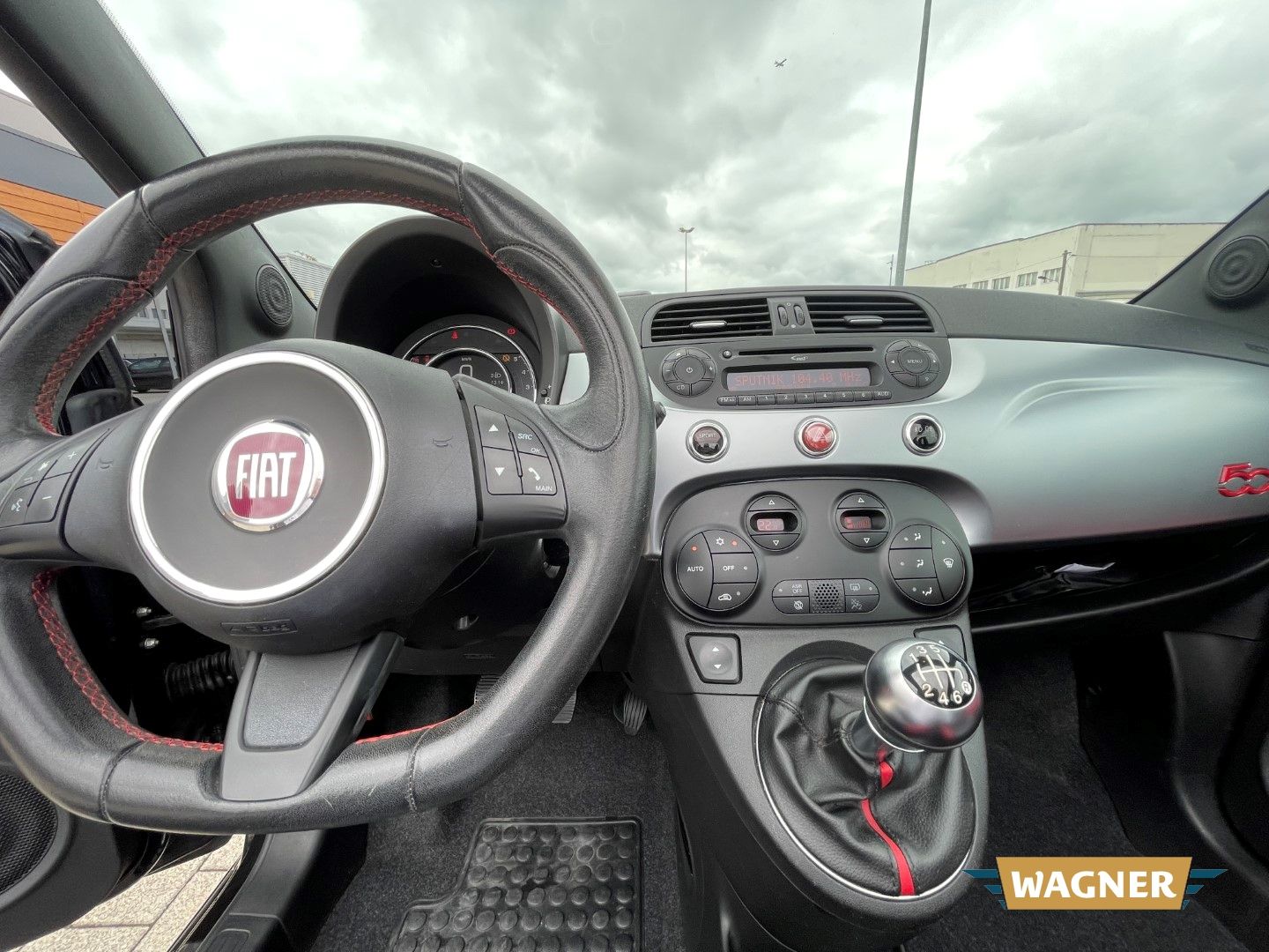 Fahrzeugabbildung Fiat 500C 500S Klimaautomatik Sportsitze Tagfahrlicht