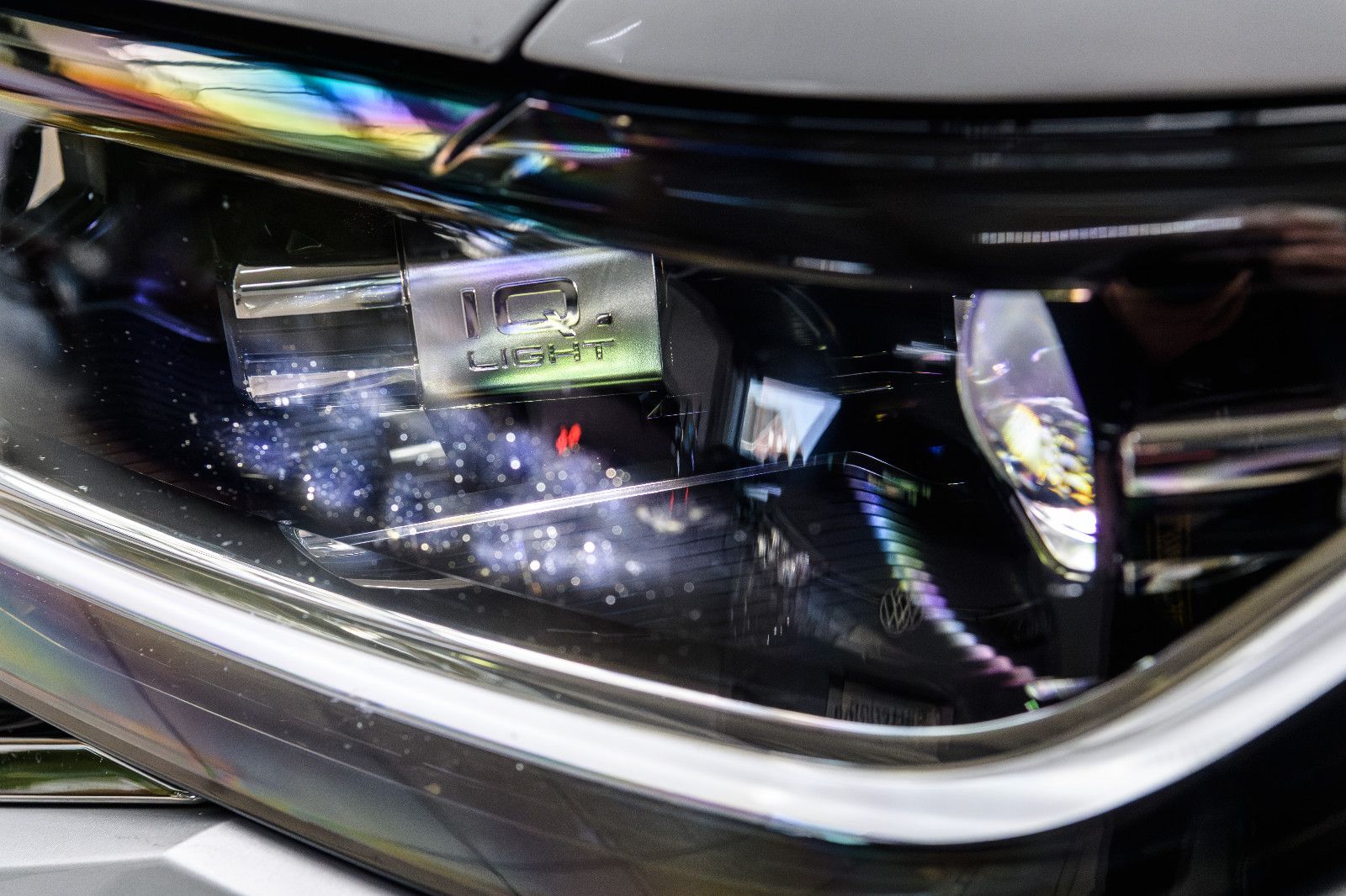 Fahrzeugabbildung Volkswagen T-Cross R-Line 1.5 TSI DSG IQ-LED+AHK+KAMERA+ACC