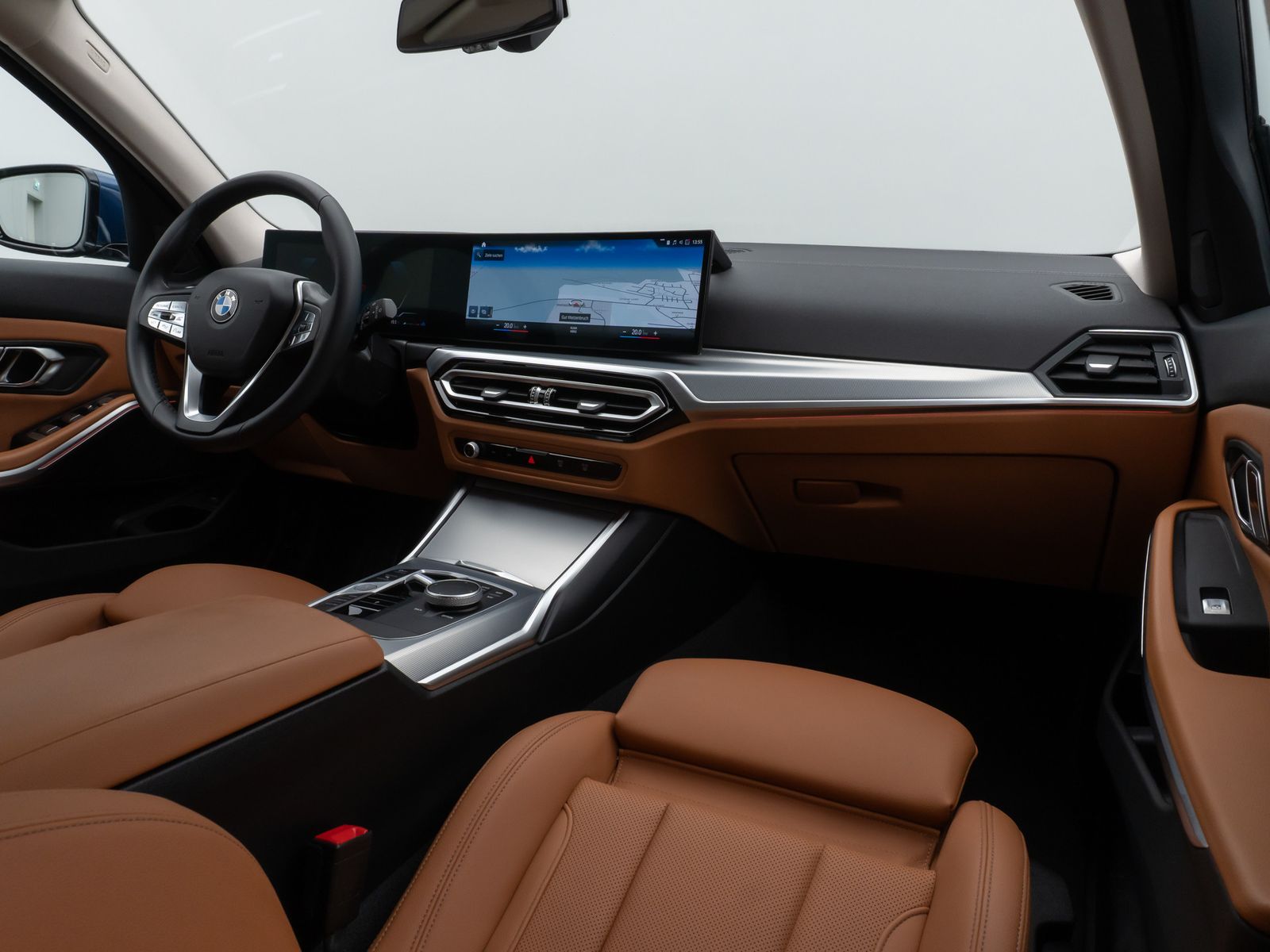 Fahrzeugabbildung BMW 320d Individual DAB HiFi Leder AHK Alarm Sport