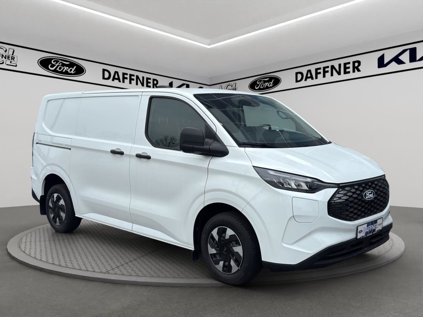 Fahrzeugabbildung Ford Transit Custom Kasten E 320 L1 Trend RWD Navi LE
