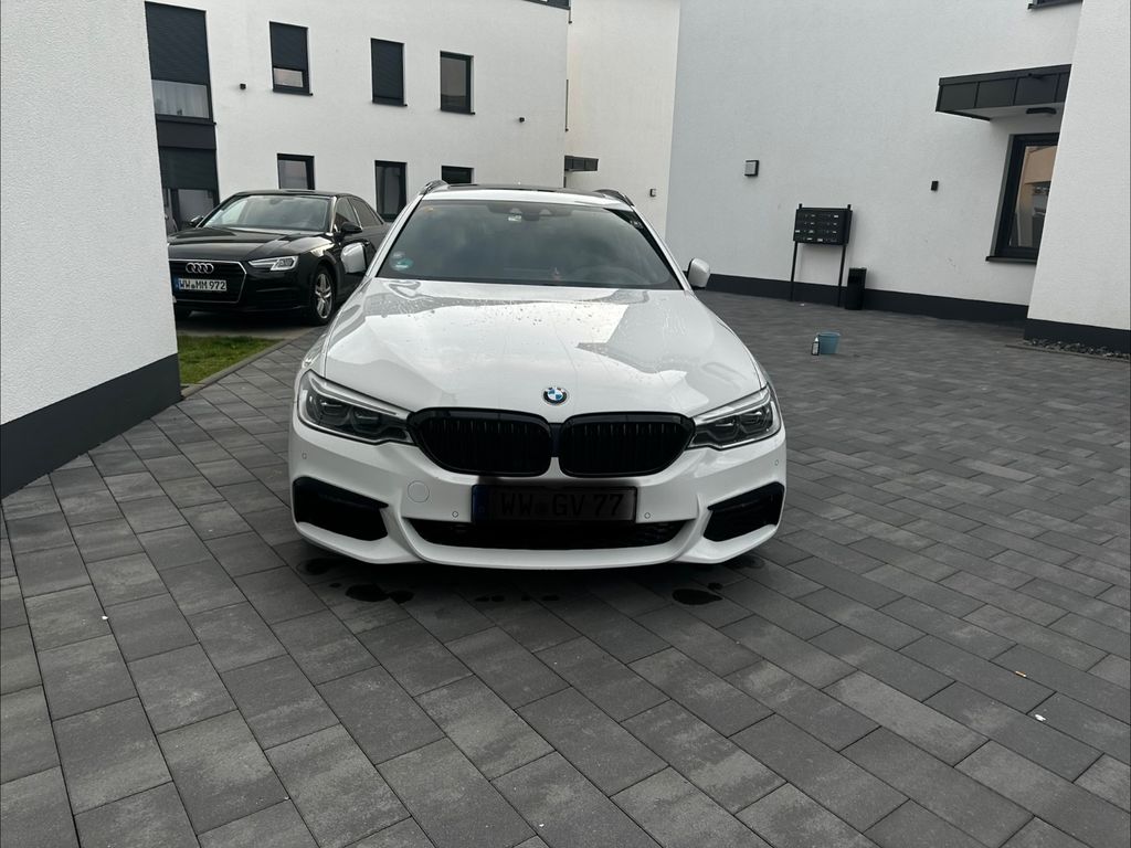 Image of BMW 530