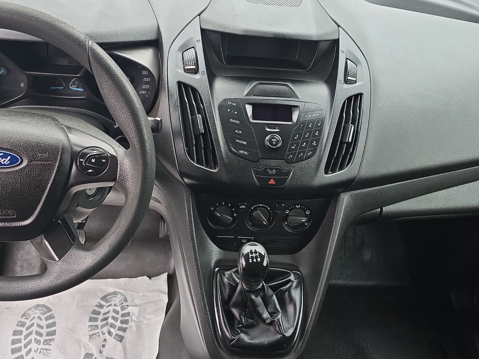 Fahrzeugabbildung Ford Transit Connect Kasten 8 FACH BEREIFT