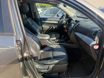 KIA Sorento - 12