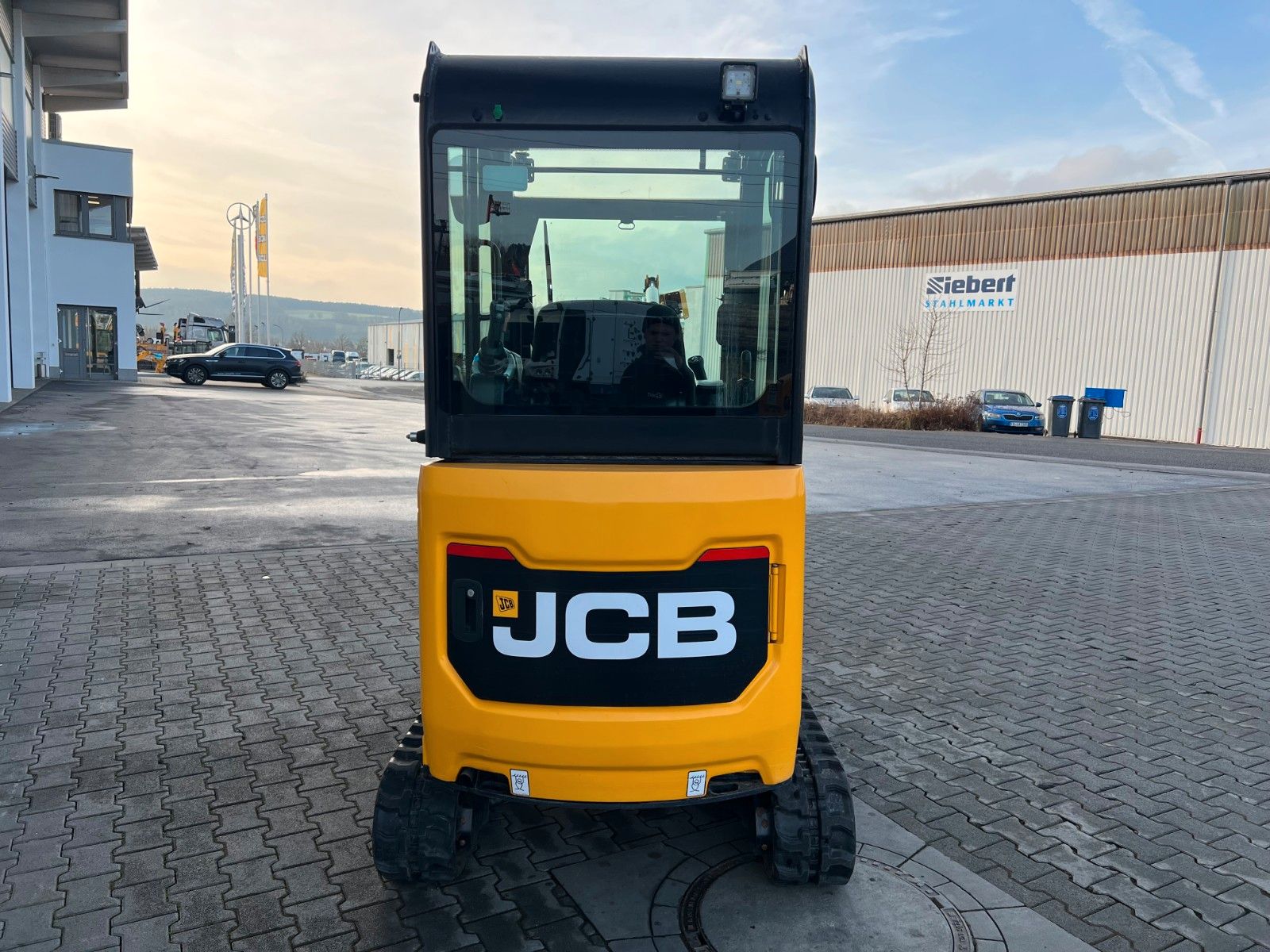 Fahrzeugabbildung JCB 19C-1 / nur 504h! / Powertilt / 2022