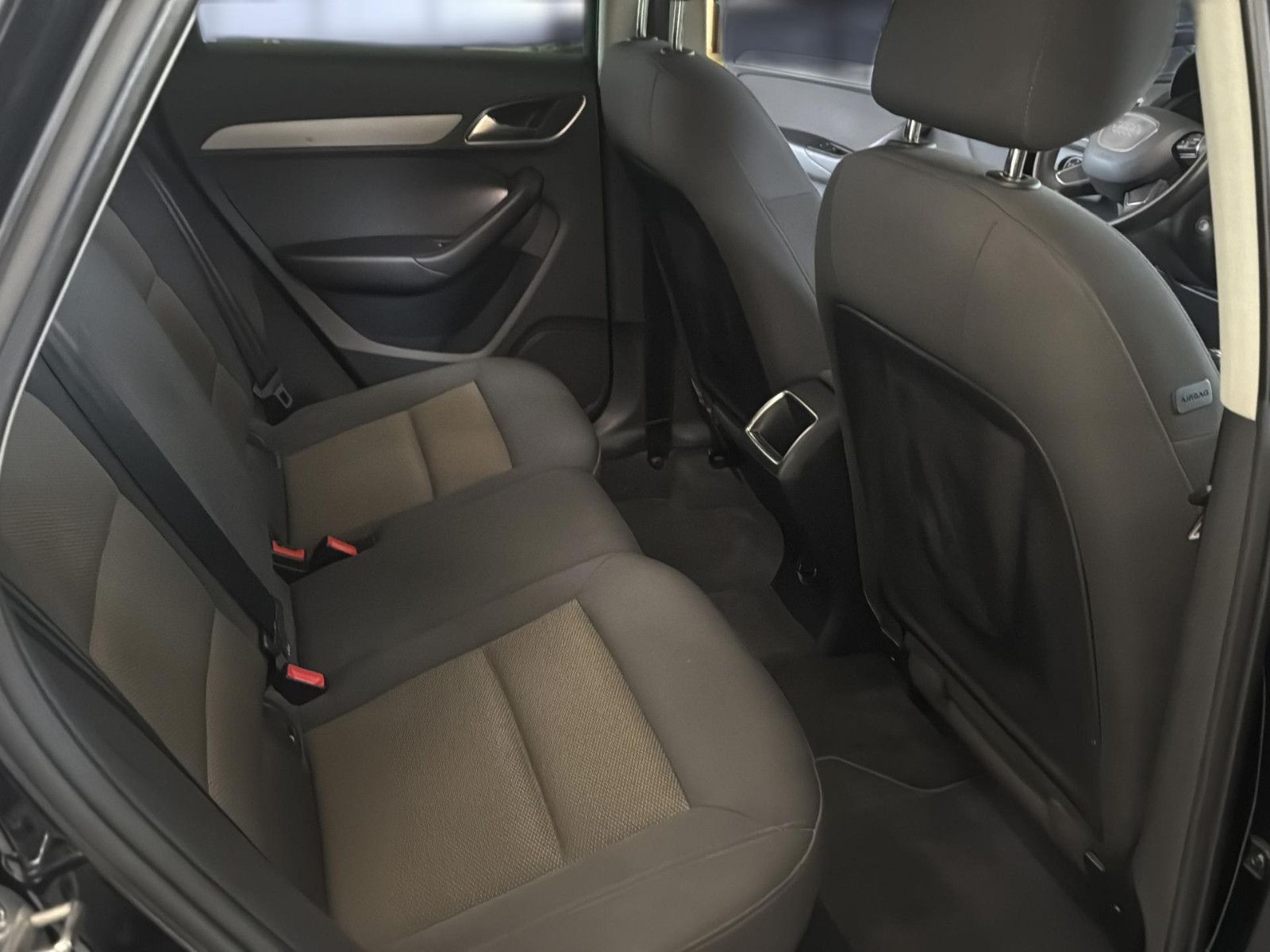 Fahrzeugabbildung Audi Q3 2.0 TDI/ Kuppl. neu/ Scheckh. gepfl