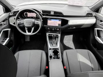 Audi Q3 - 8