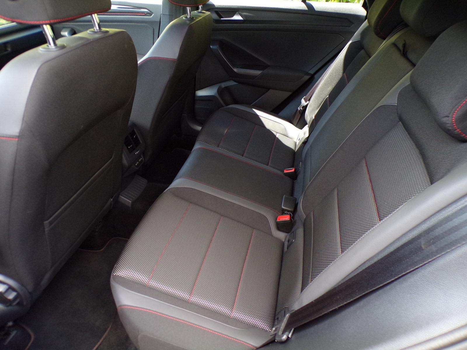 Volkswagen T-Roc 1.5 TSI SPORT / NAVI+AHK+STANDHZG, миниатюра 20