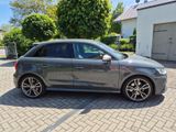 Audi S1 Quattro Sportback  Vollleder/TÜV und KD neu! - mit Benzin-Antrieb: Allradantrieb, Kleinwagen