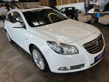 Opel Insignia A Sports Tourer Sport 4x4 *Xenon*1Hand*
