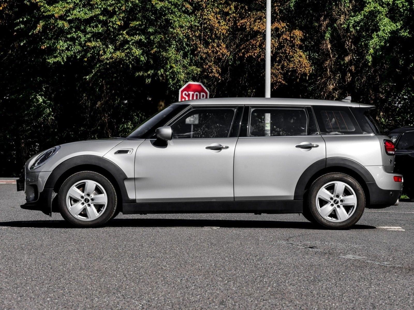MINI Cooper Clubman ESSENTIAL TRIM+DA+KAMERA+LED+SHZ