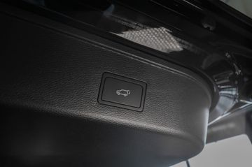 Bild 12 BAIC BJ30 4 WD Hybrid el Heckklappe Pano Leder