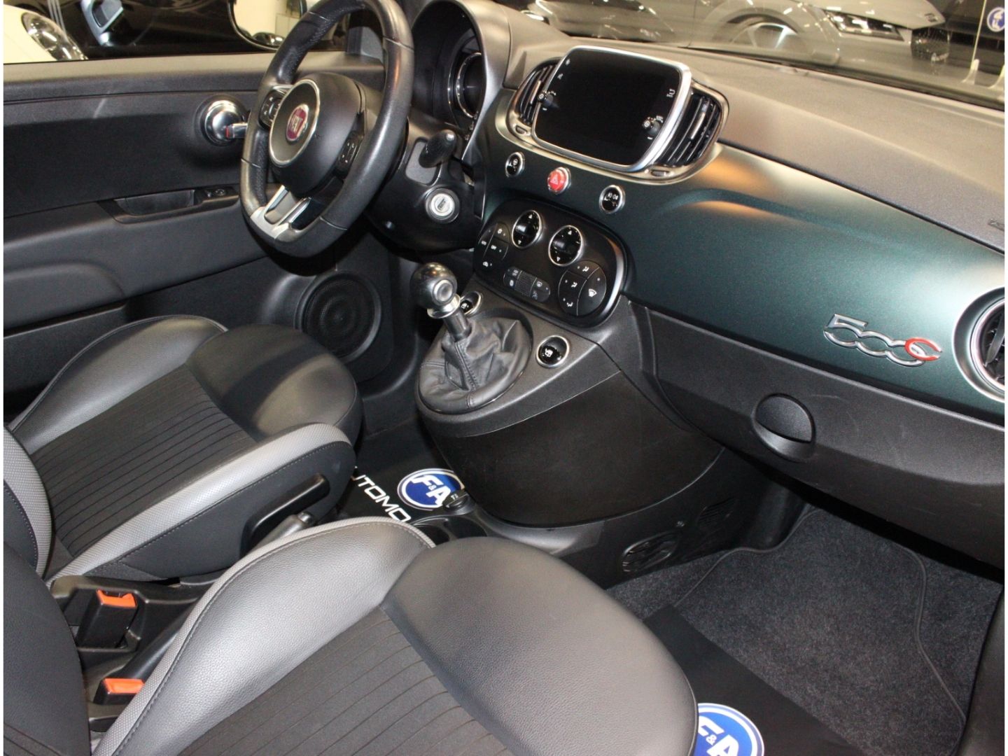 Fahrzeugabbildung Fiat 500 RockStar 1.0 Mild Hybrid EU6d *Sport Paket