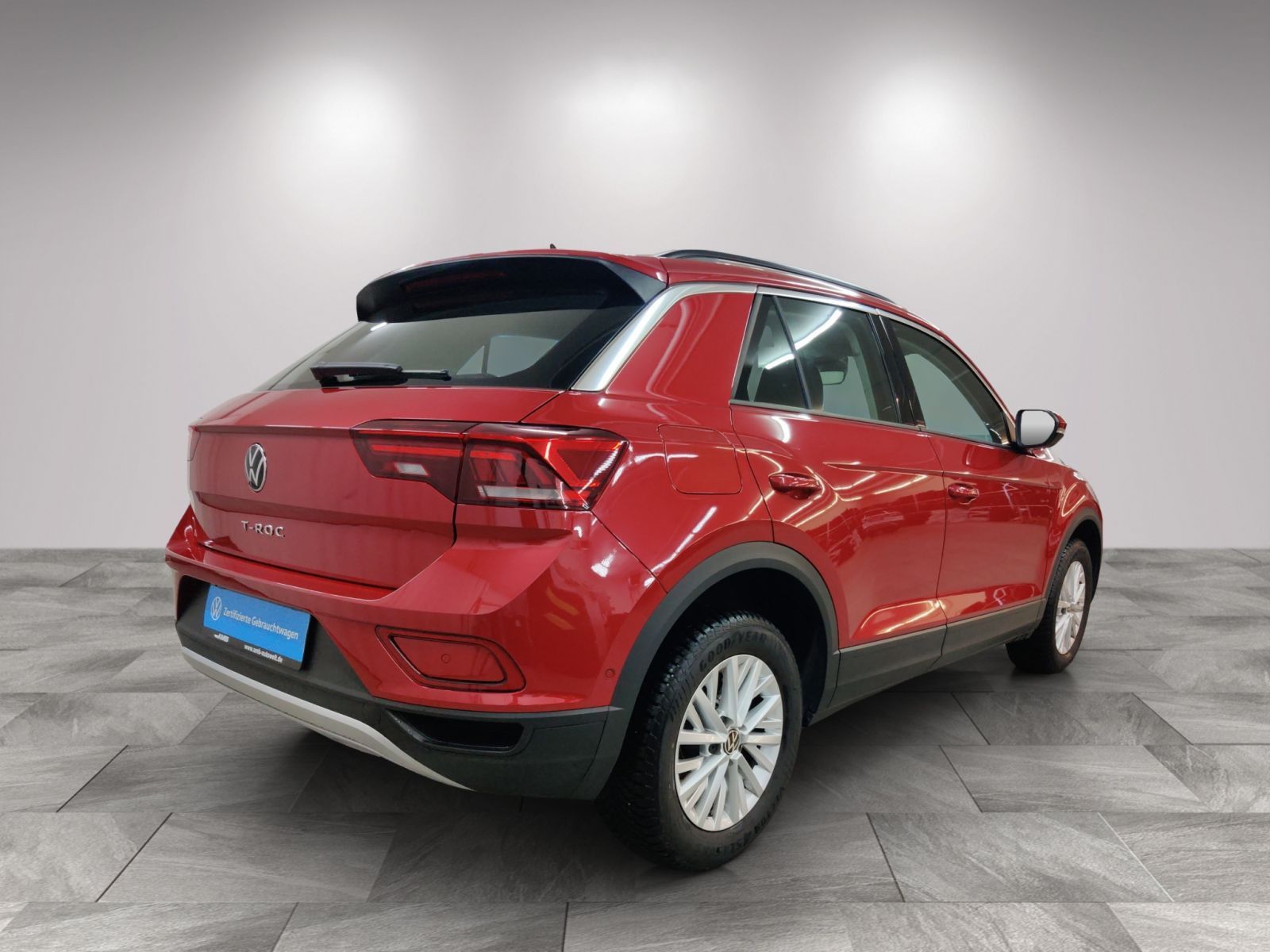 Volkswagen T-Roc Life 1.5 TSI LED IQ.Drive Standh 04.30Gar foto 3