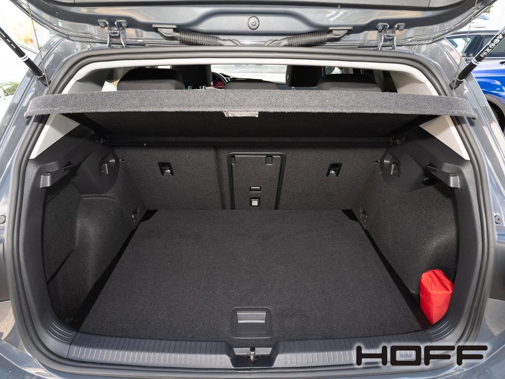 Volkswagen Golf VIII 1.5 TSI MOVE Kamera Navi, миниатюра 13