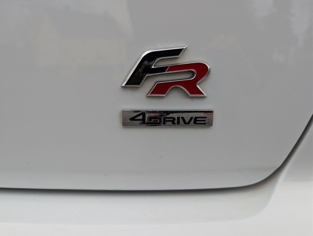 SEAT Ateca FR 4Drive 2,0TSI 190PS DSG LED Pano 1.Hand SEAT Ateca FR 4Drive 2,0TSI 190PS DSG LED Pano 1.Hand