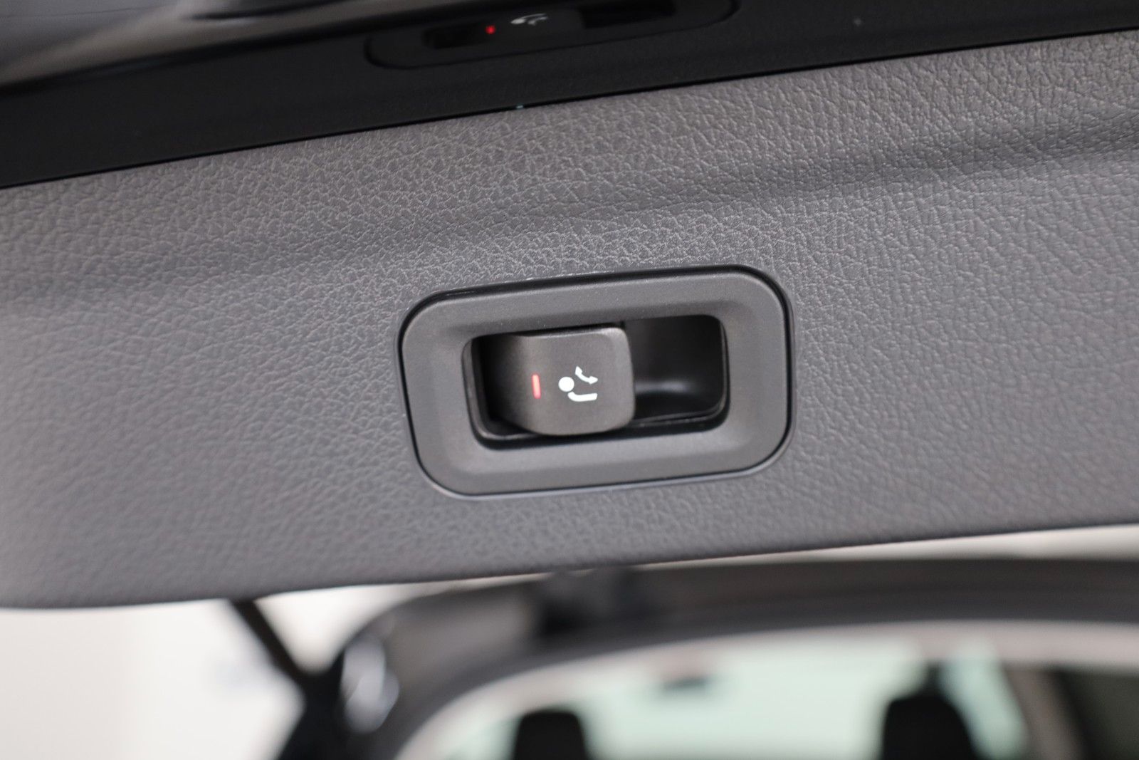 Fahrzeugabbildung Mercedes-Benz GLE 350de 4M AMG Line Navi,SH,Kamera,AHK,SR+WR