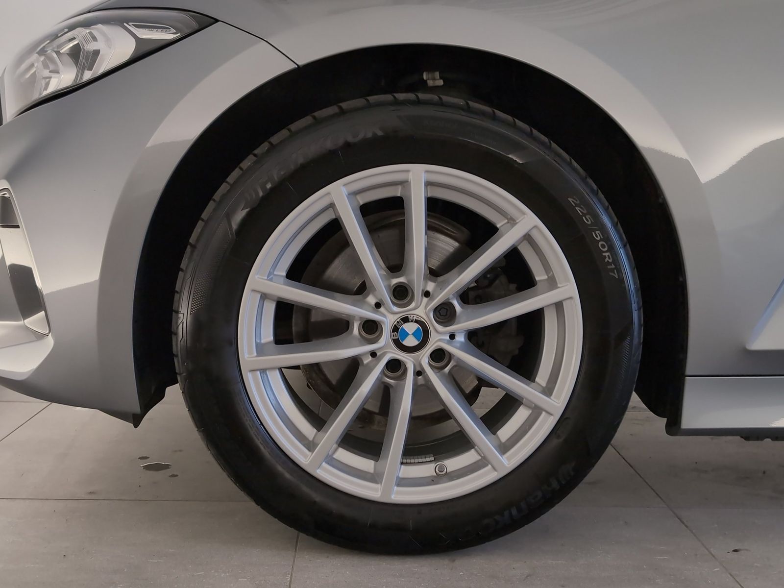 BMW 318i Touring Navi/LED/KomfZg/Sport-Lr Navi/LED/K foto 10