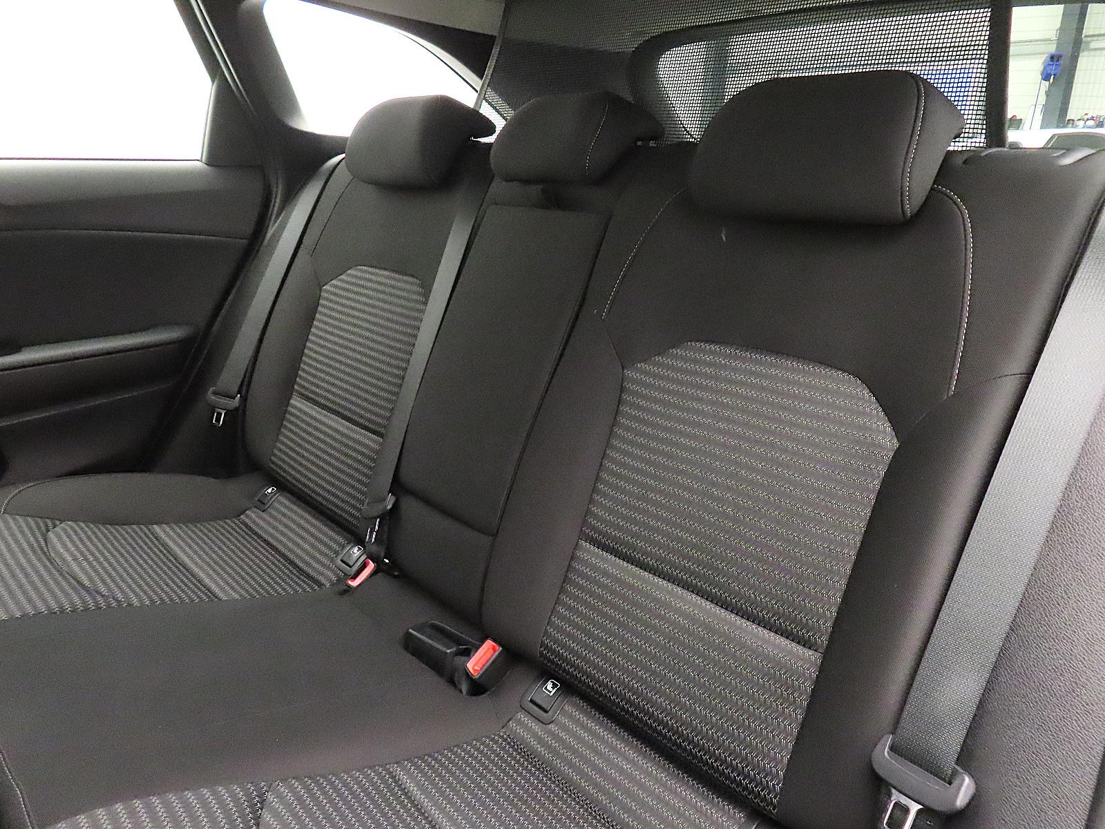 Kia Ceed Hybrid Automatik | Garantie | AHK | Kamera