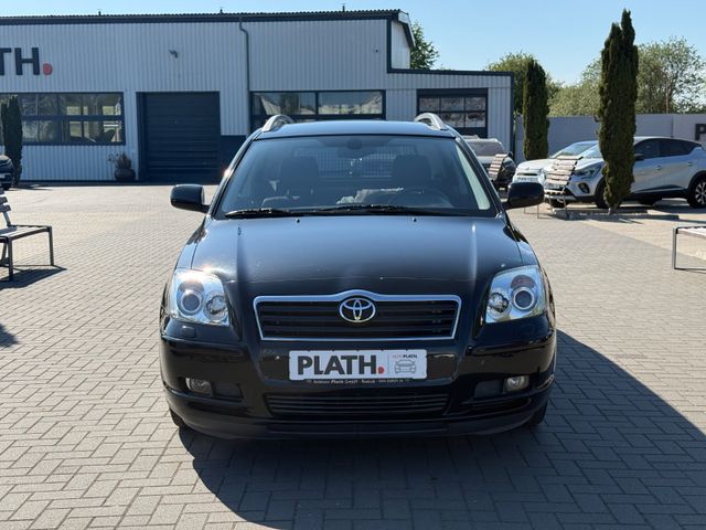 Toyota Avensis Kombi 2.0 Executive