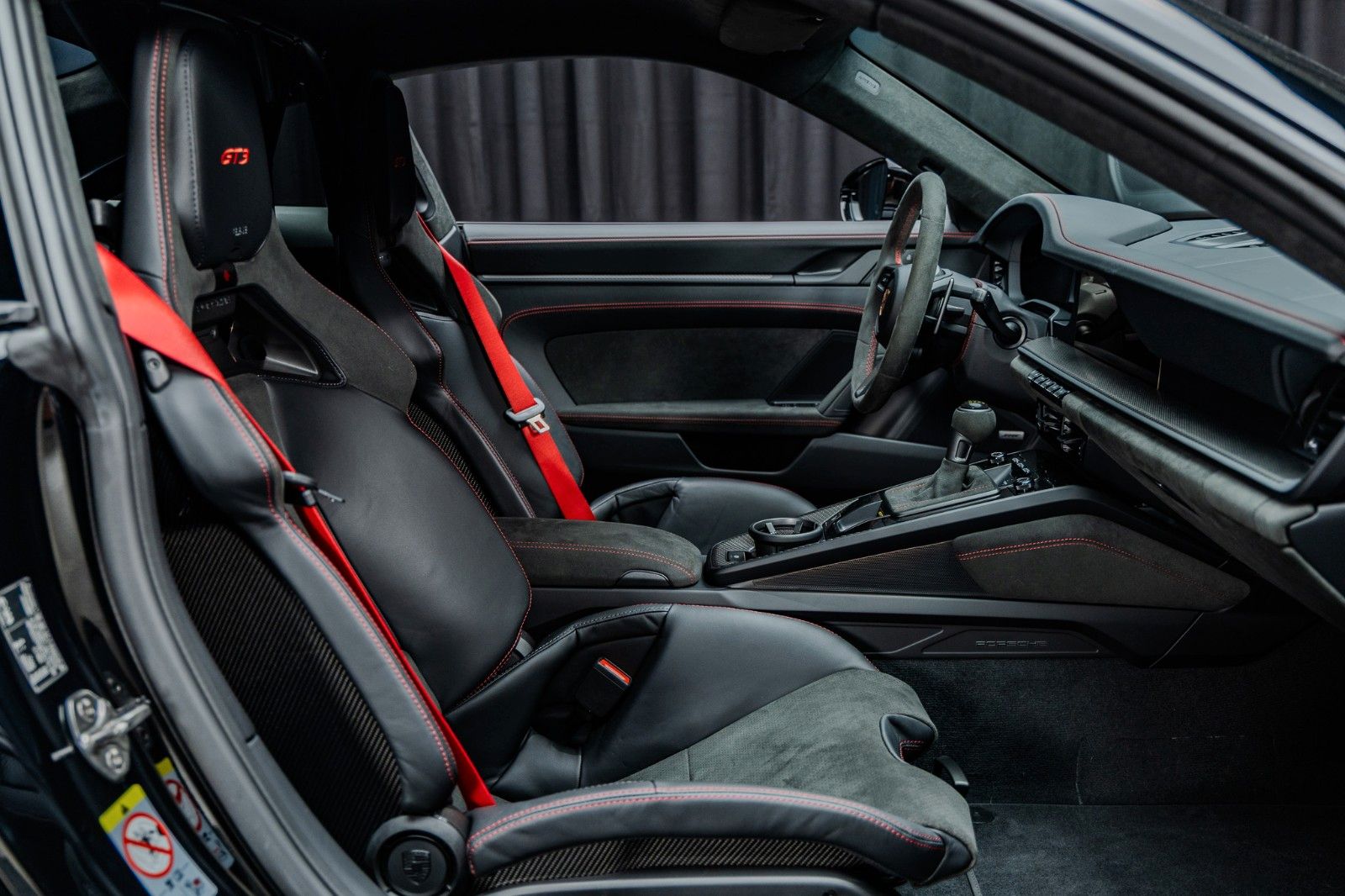 Fahrzeugabbildung Porsche GT3 + 1. Hand + 1.835 km + Lift + Carbon + BOSE