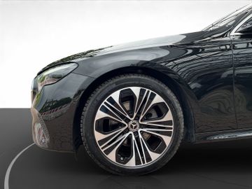 Mercedes-Benz E 220 d Avantgarde Navi+SHZ+LED+AHK+Carplay+RFK