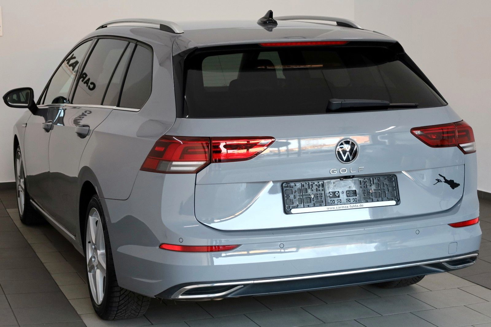 Fahrzeugabbildung Volkswagen Golf VIII Variant Style Navi,LED,Harman/K,ACC,SH