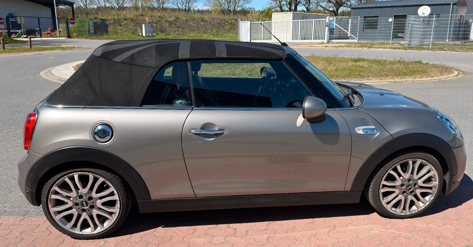 MINI Cooper S Cabrio 