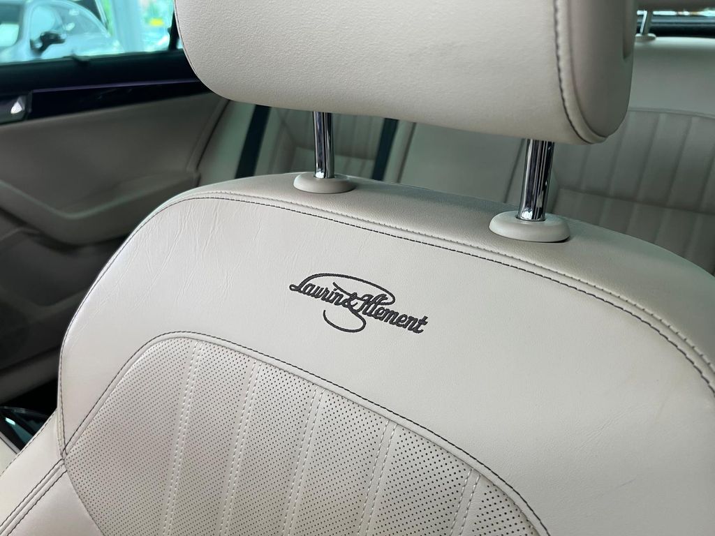 Skoda Superb Lim L&K 4x4*MATRIX*PANO*CANTON*ACC*STHZG*