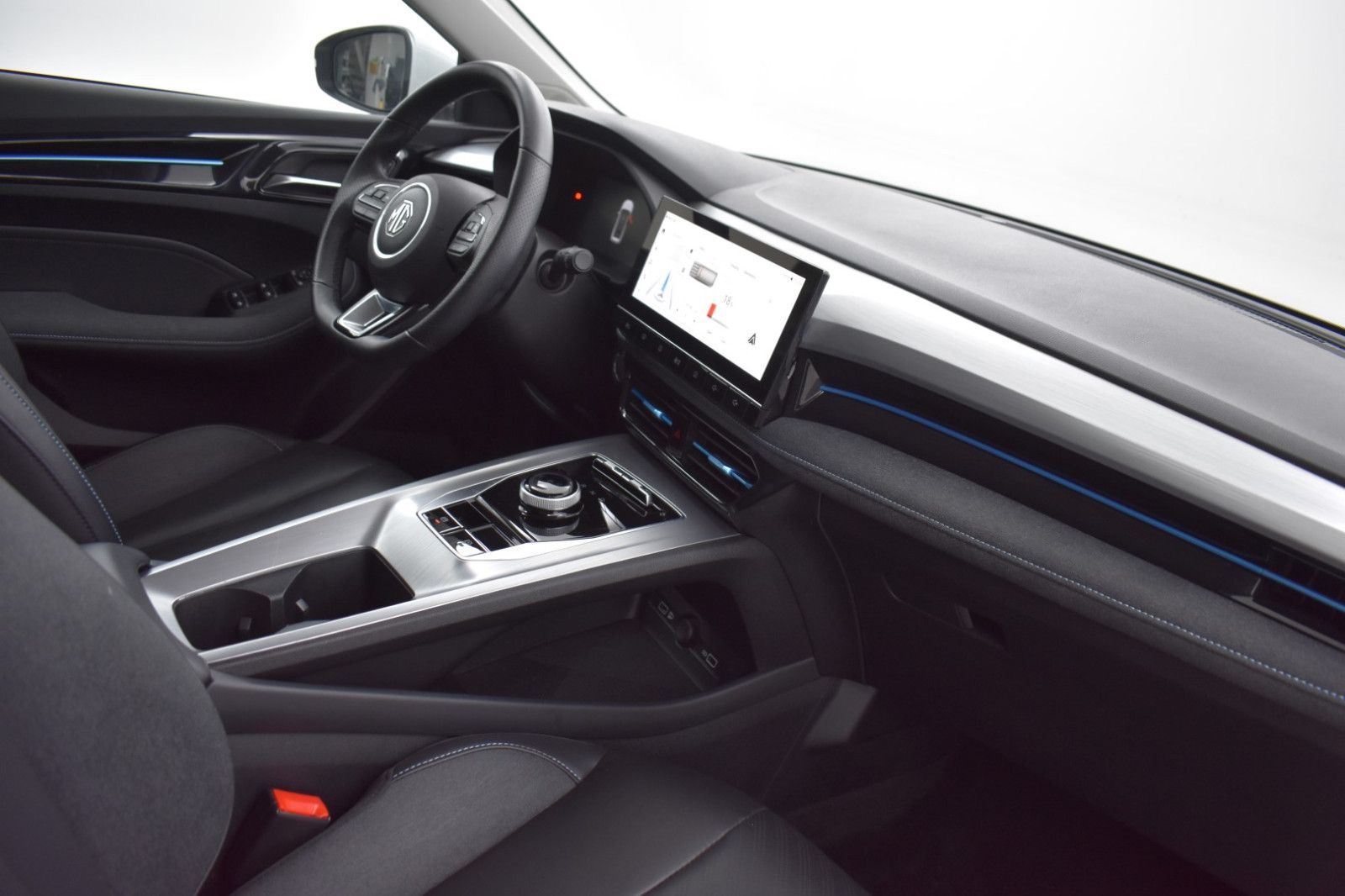MG MG5 MAX 61 KWH Luxury >NAVI+LED+SHZ+DAB+ACC+360° - Image 12