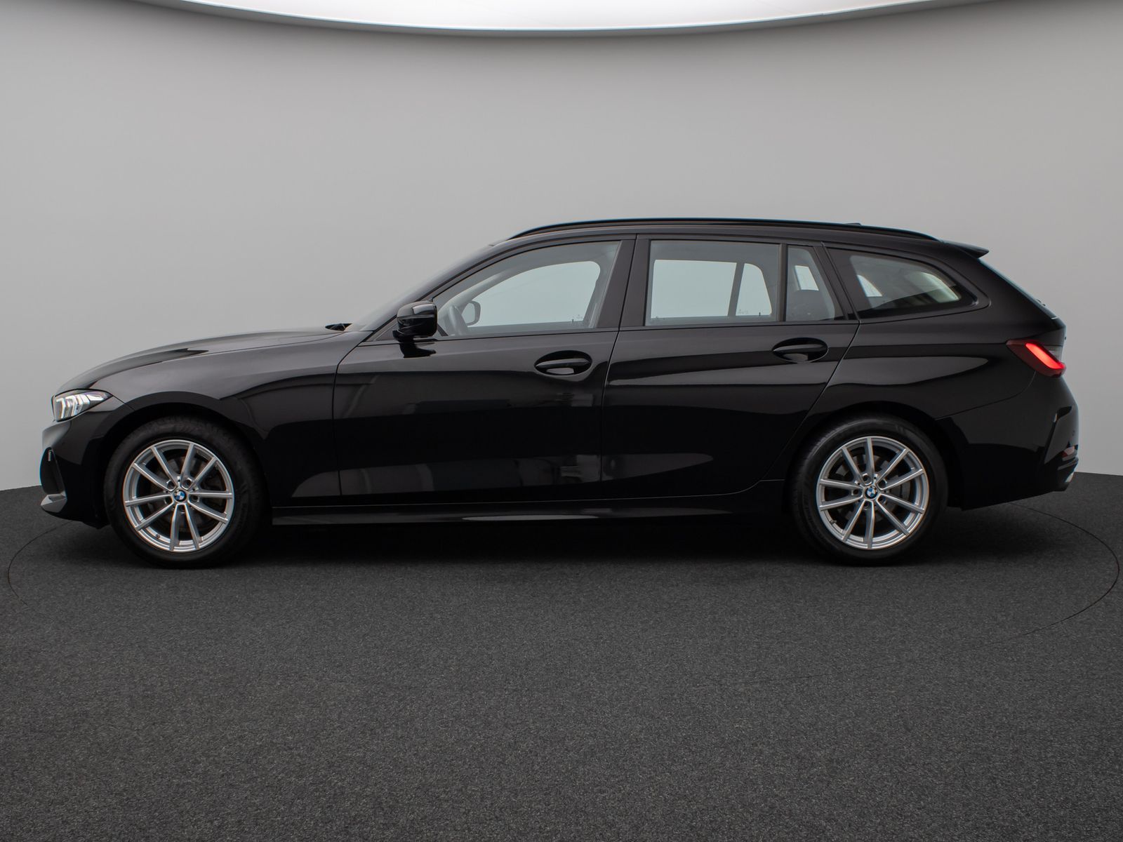 Fahrzeugabbildung BMW 320d xD DAB CockPit+ PDC LED Geschwindigkeitsreg