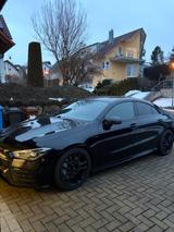 Mercedes-Benz Mercedes CLA 35 AMG 4MATIC | Junge Sterne bis 27 - Mercedes-Benz CLA 35 AMG: Sportwagen