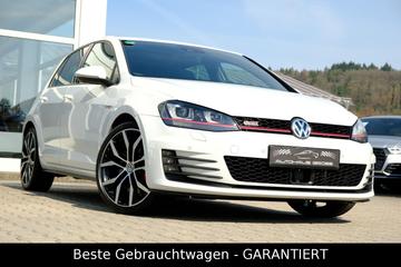 Volkswagen Golf 2.0 TSI GTI DSG Performance "LEDER"ACC"CAM"
