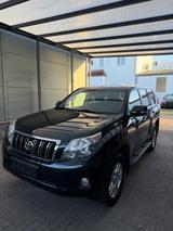 Toyota Land Cruiser 3.0 D-4D Executive Automatik Ex... - Toyota Gebrauchtwagen in Duisburg